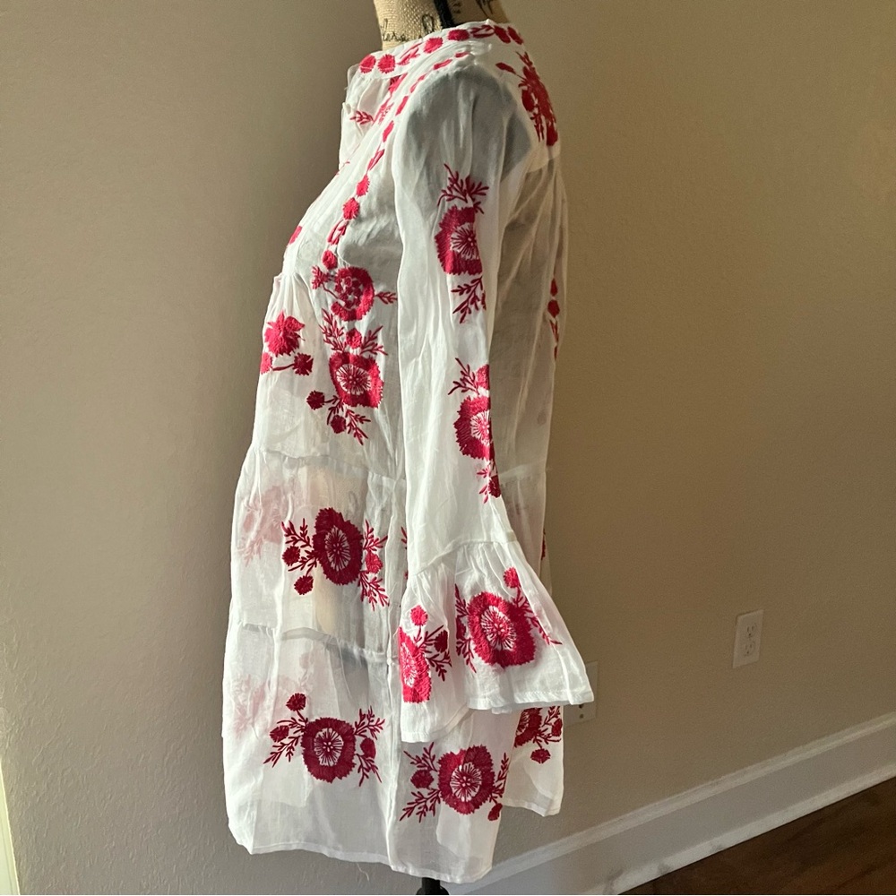 ☀️PQ SWIM pink and white embroidered coverup tunic